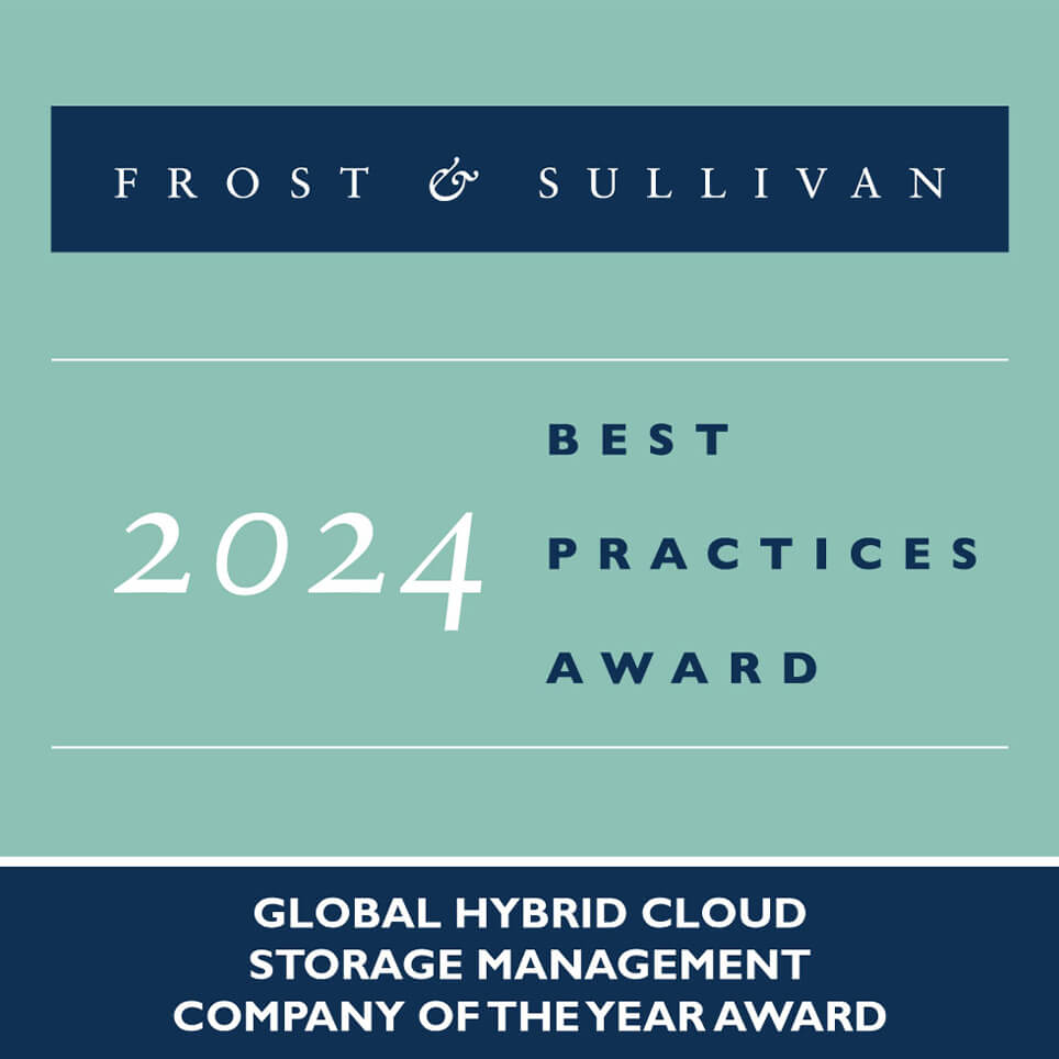 Frost & Sullivan - 2024 Best Practices Award: 글로벌 하이브리드 클라우드, 스토리지 관리, 올해의 기업상